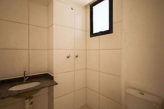 Banheiro Suíte de apartamento à venda com 3 quartos, 62m² em Usina Piratininga, São Paulo