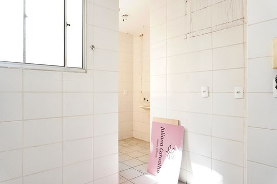Cozinha e Área de Serviço de apartamento à venda com 3 quartos, 90m² em Esplanada, Belo Horizonte