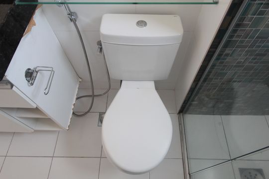 Banheiro da Suíte de apartamento à venda com 2 quartos, 55m² em Serrano, Belo Horizonte