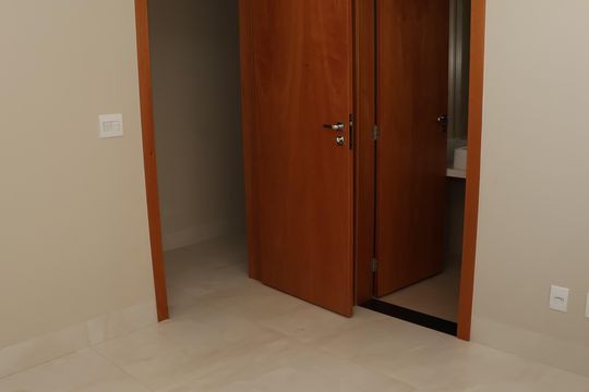 Casa de Condomínio para alugar com 3 quartos, 156m² em Residencial Parqville Jacarandá, Goiânia
