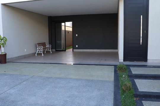 Casa de Condomínio para alugar com 3 quartos, 156m² em Residencial Parqville Jacarandá, Goiânia