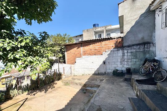 Quintal de casa à venda com 2 quartos, 292m² em Vila Nina, São Paulo