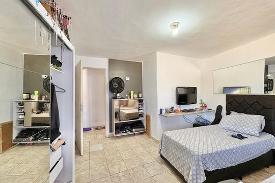 Quarto 2 de casa à venda com 2 quartos, 292m² em Vila Nina, São Paulo