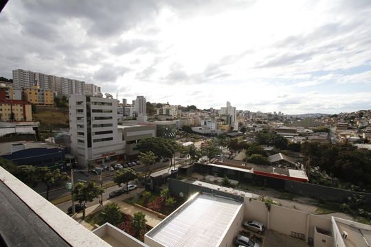 Vista de apartamento à venda com 2 quartos, 59m² em Estoril, Belo Horizonte