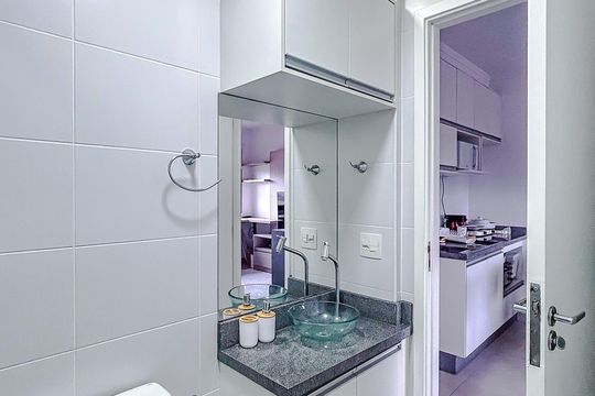 Banheiro de kitnet/studio à venda com 1 quarto, 26m² em Tatuapé, São Paulo