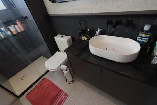 Banheiro da Suíte 1 de apartamento à venda com 2 quartos, 83m² em Centro, Osasco