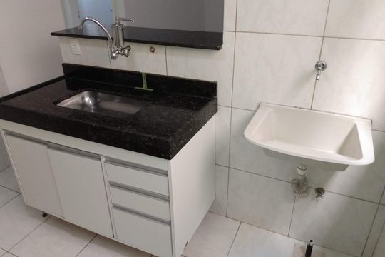 Cozinha de apartamento à venda com 2 quartos, 62m² em Arpoador, Contagem