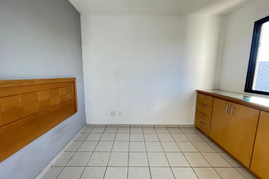 Quarto 1 de apartamento para alugar com 2 quartos, 47m² em Jardim Celeste, São Paulo