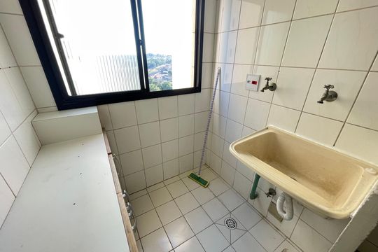 Área de serviço  de apartamento para alugar com 2 quartos, 47m² em Jardim Celeste, São Paulo