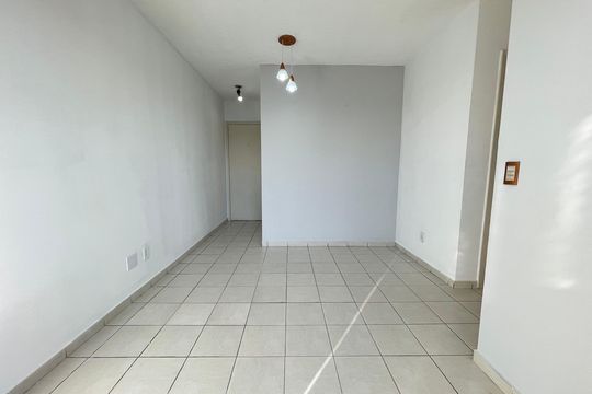 Sala de apartamento para alugar com 2 quartos, 47m² em Jardim Celeste, São Paulo
