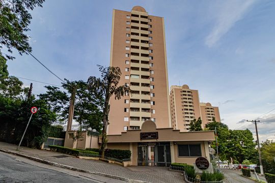 Fachada de apartamento para alugar com 3 quartos, 60m² em Jardim Jaqueline, São Paulo