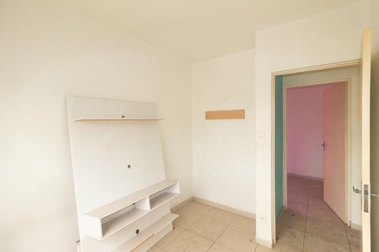 Quarto 1 de apartamento para alugar com 3 quartos, 53m² em Campo Grande, Rio de Janeiro