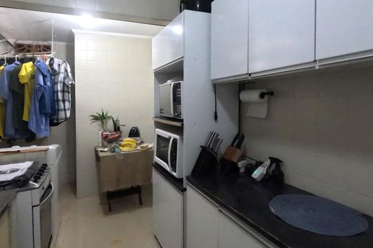 Cozinha de apartamento para alugar com 2 quartos, 86m² em Aparecida, Santos