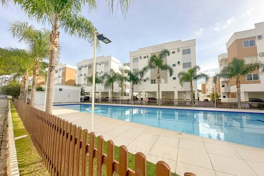 Área comum - Piscinaa de apartamento para alugar com 2 quartos, 55m² em Canasvieiras, Florianópolis