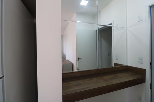 Sala de apartamento para alugar com 2 quartos, 60m² em Novo Mundo, Uberlândia