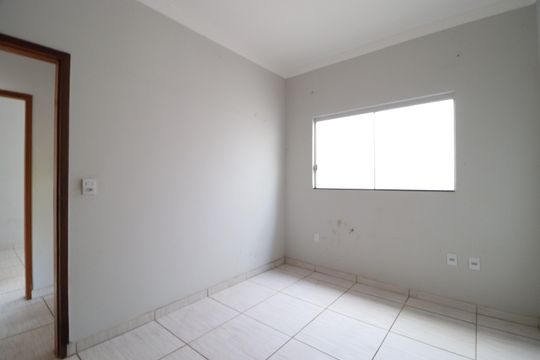 Quarto 2 de casa para alugar com 2 quartos, 90m² em Shopping Park, Uberlândia
