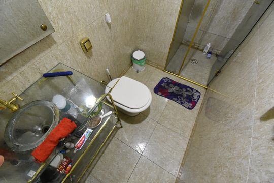Banheiro 2 de apartamento à venda com 3 quartos, 94m² em Centro, Curitiba