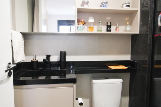 Banheiro de apartamento à venda com 1 quarto, 27m² em Vila Olímpia, São Paulo