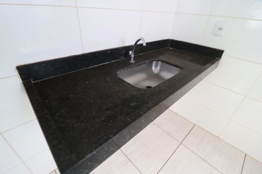 Cozinha de casa para alugar com 2 quartos, 90m² em Shopping Park, Uberlândia