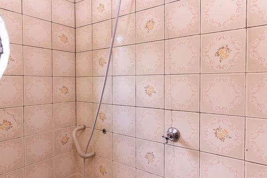 Banheiro 1 de casa à venda com 3 quartos, 188m² em Vila Romero, São Paulo