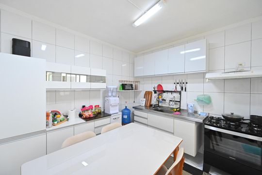 Cozinha de casa de condomínio à venda com 3 quartos, 127m² em Mirandópolis, São Paulo