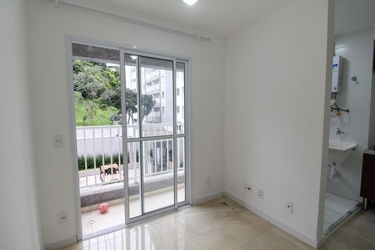 Sala de apartamento para alugar com 2 quartos, 38m² em Jaguaré, São Paulo