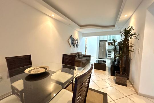 Sala  de apartamento para alugar com 3 quartos, 100m² em Lagoa da Conceição, Florianópolis