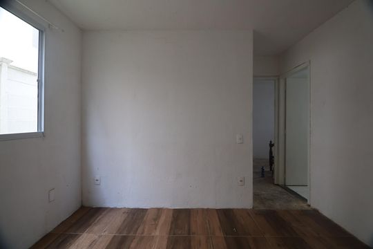 Sala de apartamento para alugar com 2 quartos, 44m² em Mato Grande, Canoas