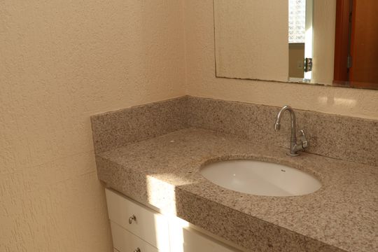 Apartamento à venda com 3 quartos, 90m² em Alto da Glória, Goiânia