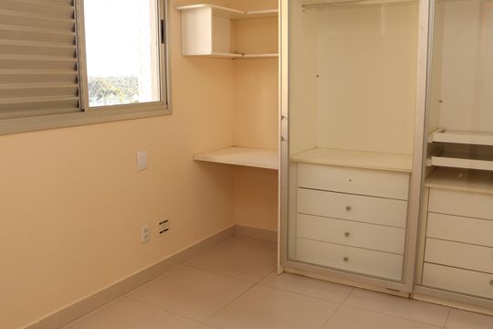 Apartamento à venda com 3 quartos, 90m² em Alto da Glória, Goiânia