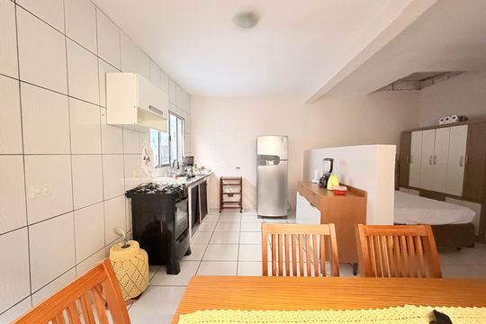 Edícula de casa à venda com 3 quartos, 99m² em Jardim Novo Mundo, Várzea Paulista