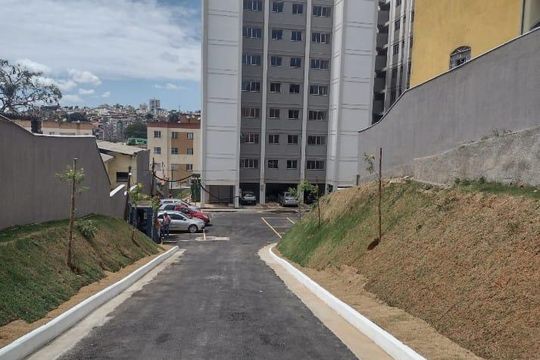 Apartamento à venda com 2 quartos, 48m² em Planalto, Belo Horizonte