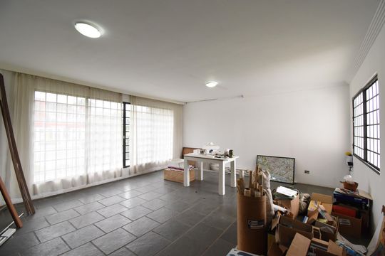 Sala de casa à venda com 4 quartos, 460m² em Boa Vista, Curitiba