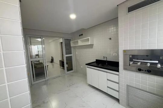 Cozinha de apartamento para alugar com 2 quartos, 70m² em Boqueirão, Santos