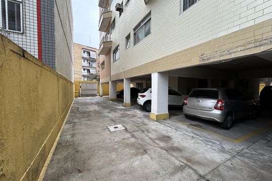 Garagem de apartamento à venda com 2 quartos, 89m² em Vila Valqueire, Rio de Janeiro