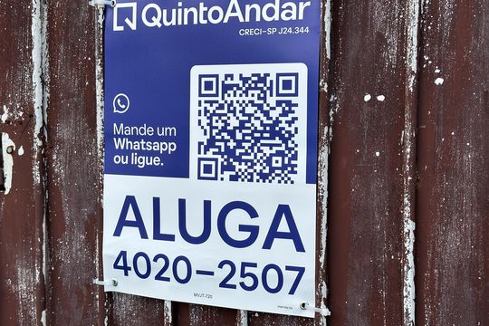 Plaquinha de casa para alugar com 2 quartos, 114m² em Jacareí, Jacareí