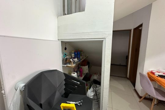 Detalhe da cozinha de casa para alugar com 2 quartos, 114m² em Jacareí, Jacareí