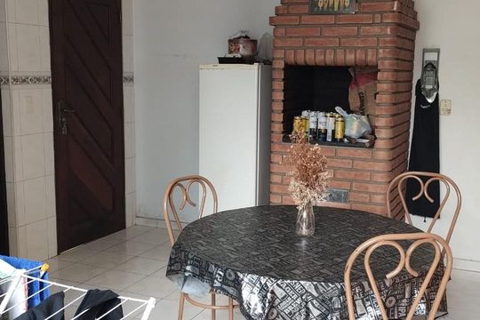 Área externa de casa à venda com 3 quartos, 250m² em Jardim Rosa de Franca, Guarulhos