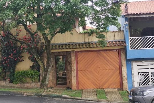 Fachada de casa à venda com 3 quartos, 250m² em Jardim Rosa de Franca, Guarulhos