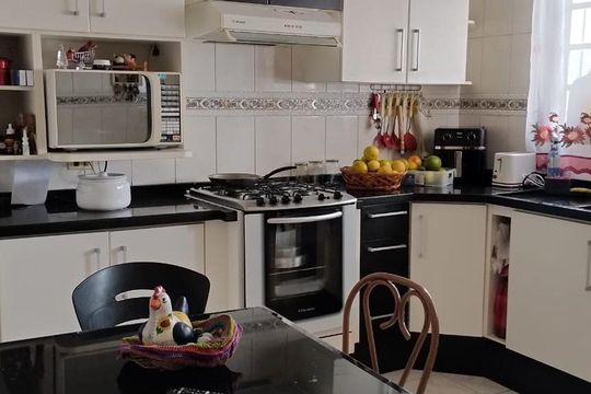 Cozinha de casa à venda com 3 quartos, 250m² em Jardim Rosa de Franca, Guarulhos