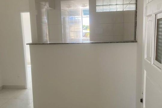 Apartamento para alugar com 1 quarto, 60m² em Realengo, Rio de Janeiro