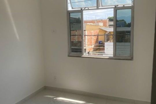 Quarto de apartamento para alugar com 1 quarto, 60m² em Realengo, Rio de Janeiro