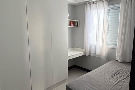 Quarto de apartamento para alugar com 2 quartos, 46m² em Barro Branco, Cotia