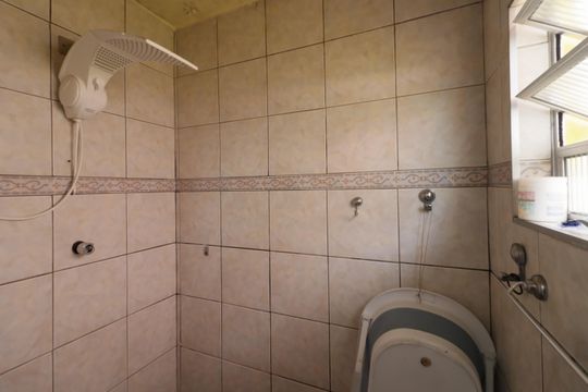Banheiro de casa à venda com 3 quartos, 261m² em Bela Vista, Osasco
