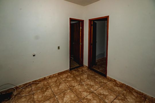 Sala de casa à venda com 2 quartos, 350m² em Jardim Felicidade, Belo Horizonte