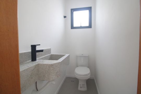 Lavabo de casa à venda com 3 quartos, 110m² em Jardim Cidalia, São Paulo