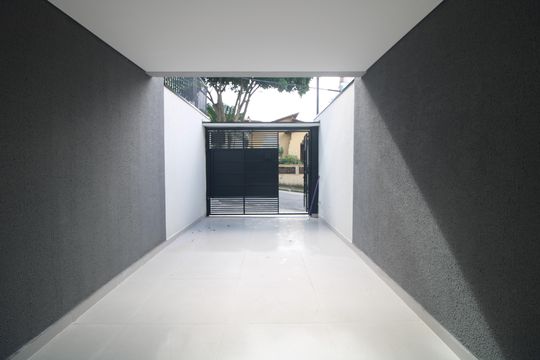 Garagem de casa à venda com 3 quartos, 110m² em Jardim Cidalia, São Paulo