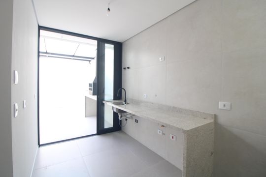 Cozinha de casa à venda com 3 quartos, 110m² em Jardim Cidalia, São Paulo