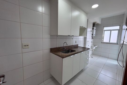 Cozinha de apartamento à venda com 3 quartos, 85m² em Recreio dos Bandeirantes, Rio de Janeiro