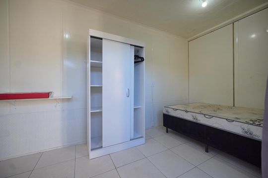 Sala/Quarto de kitnet/studio para alugar com 1 quarto, 15m² em Balneario, Florianópolis